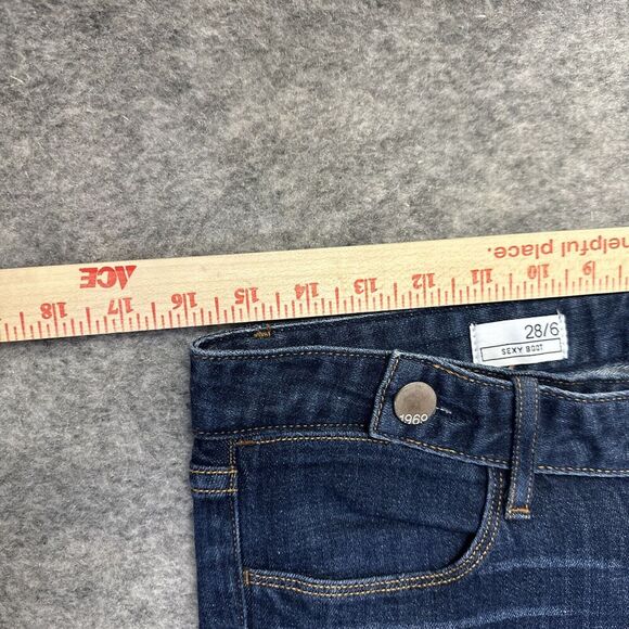 Gap 1969 Sexy Boot Women's Boot Cut Jeans Size 28 / 6 Blue Dark Wash Denim - Picture 3 of 14